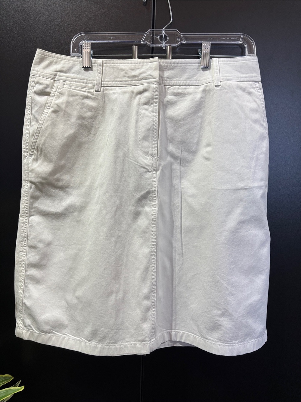 Lands End Chino Pencil,zipper,hip pockets,button back pockets, belt loop,slit